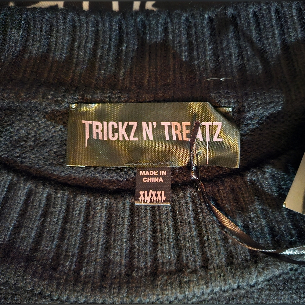 Trickz N' Treatz Witchy Kitten Sweater - Picture 5 of 13